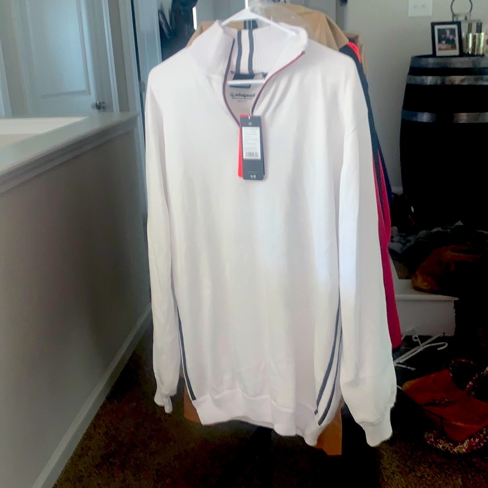 Mens Mizuno sweater